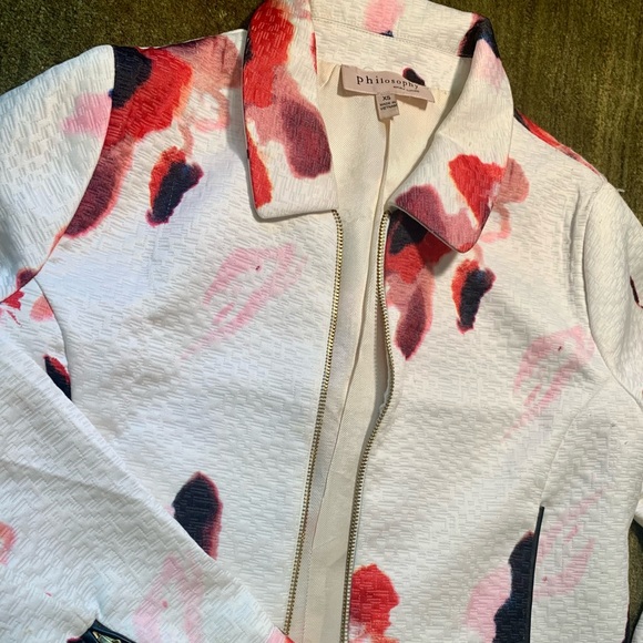 Cropped Jacket - Picture 2 of 5